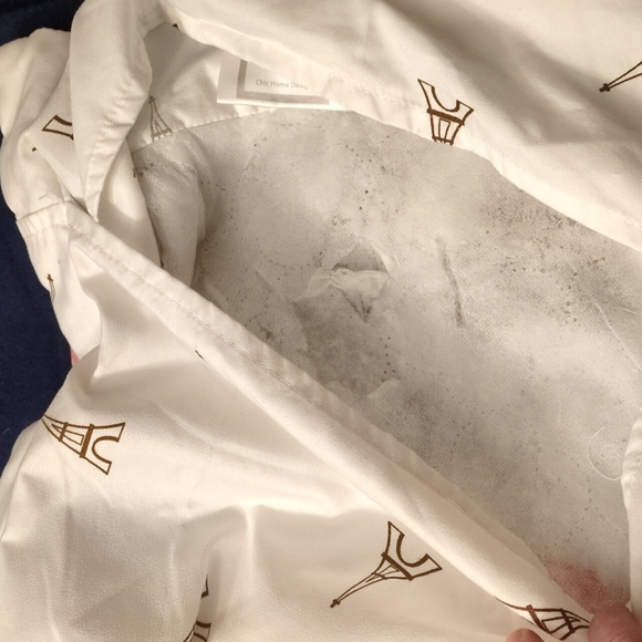 Chic Paris Bedspread Set with Pink and White Design (Reversible) - Picture 7 of 7